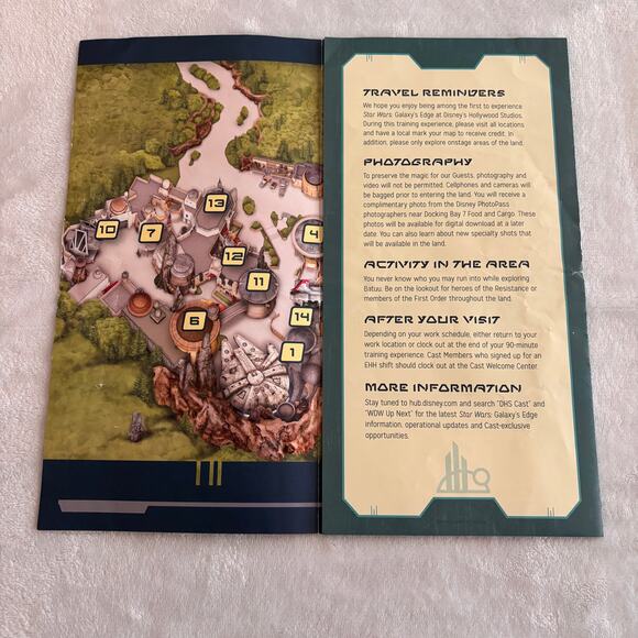 Star Wars Hollywood Studios Cast Member Expo Brochure Map Disney Galaxys Edge - Picture 4 of 7